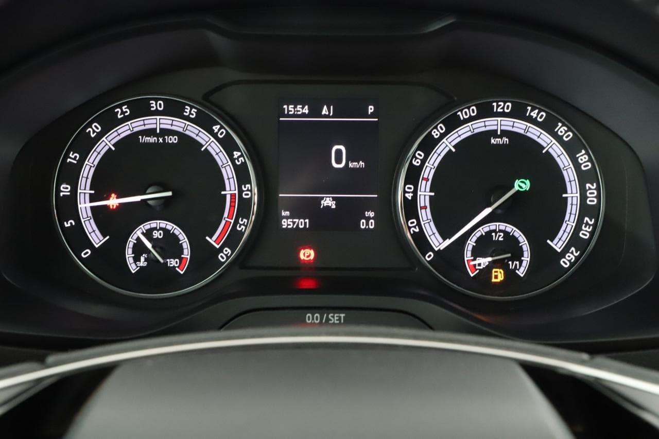 2020 Škoda KAROQ - 17