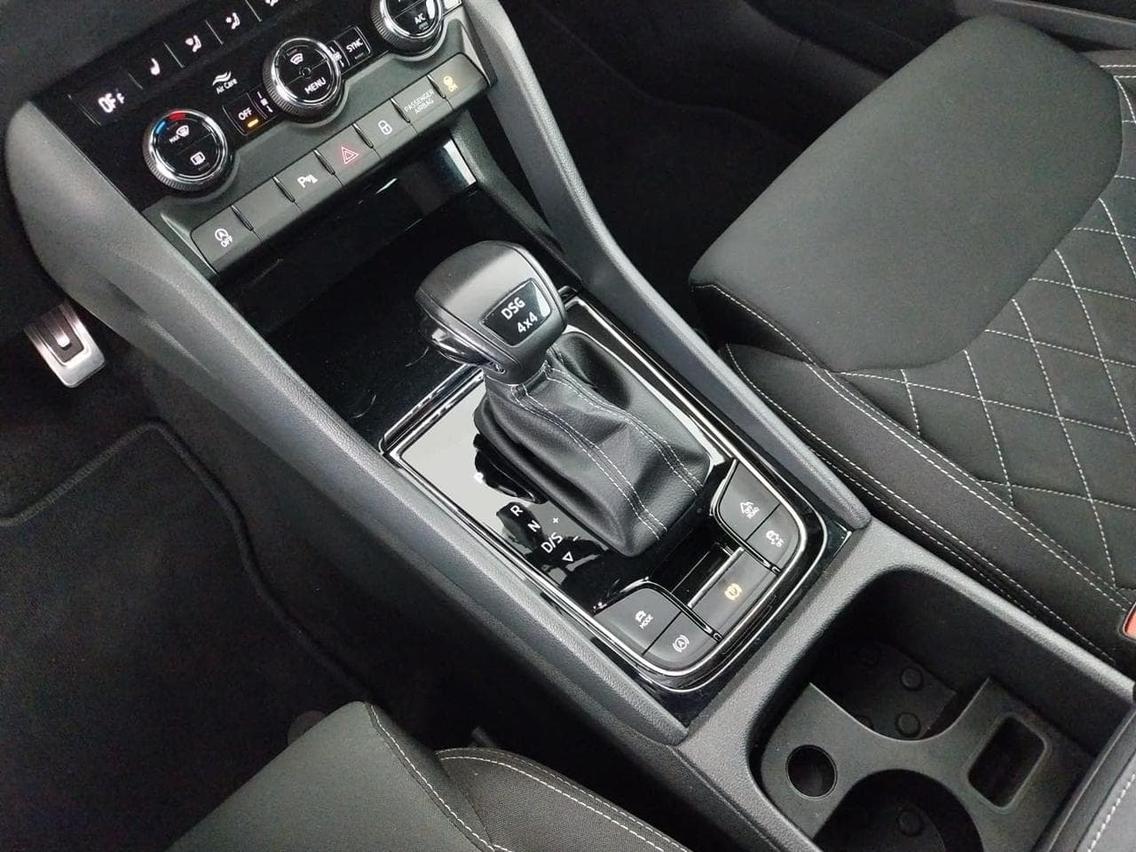 2019 Škoda KAROQ - 19