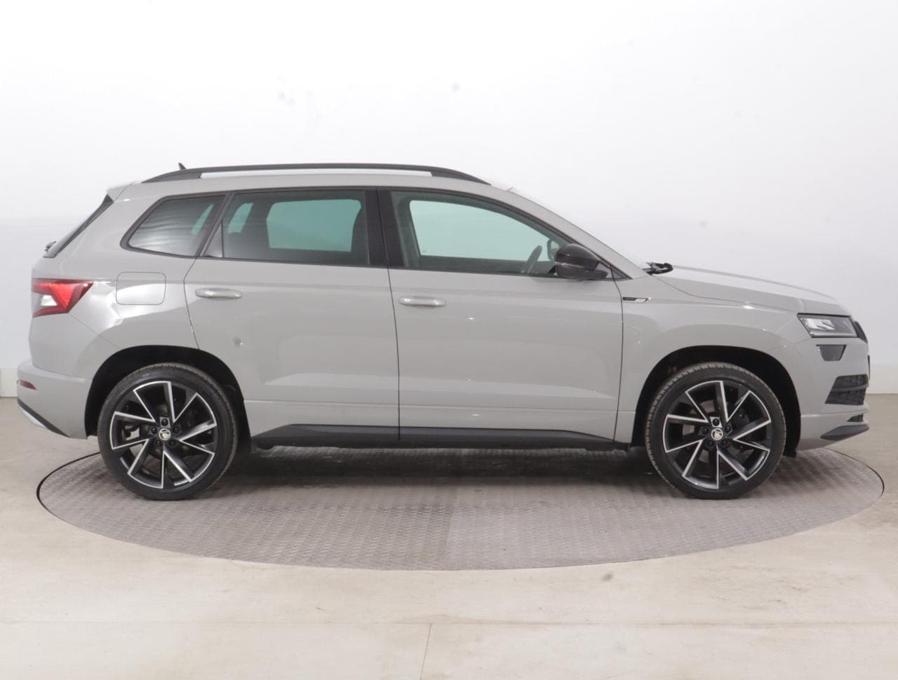 2022 Škoda KAROQ - 8