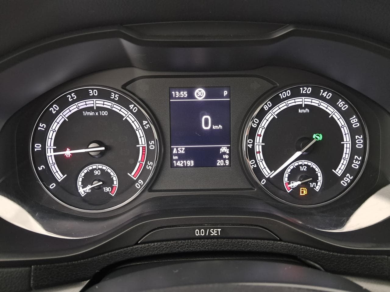 2020 Škoda KAROQ - 17