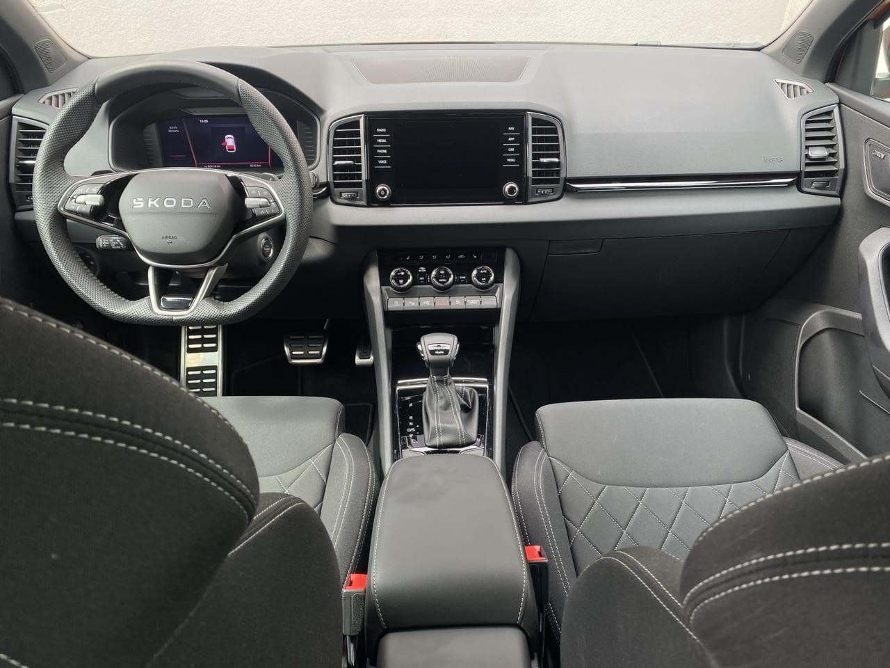 2025 Škoda KAROQ - 8