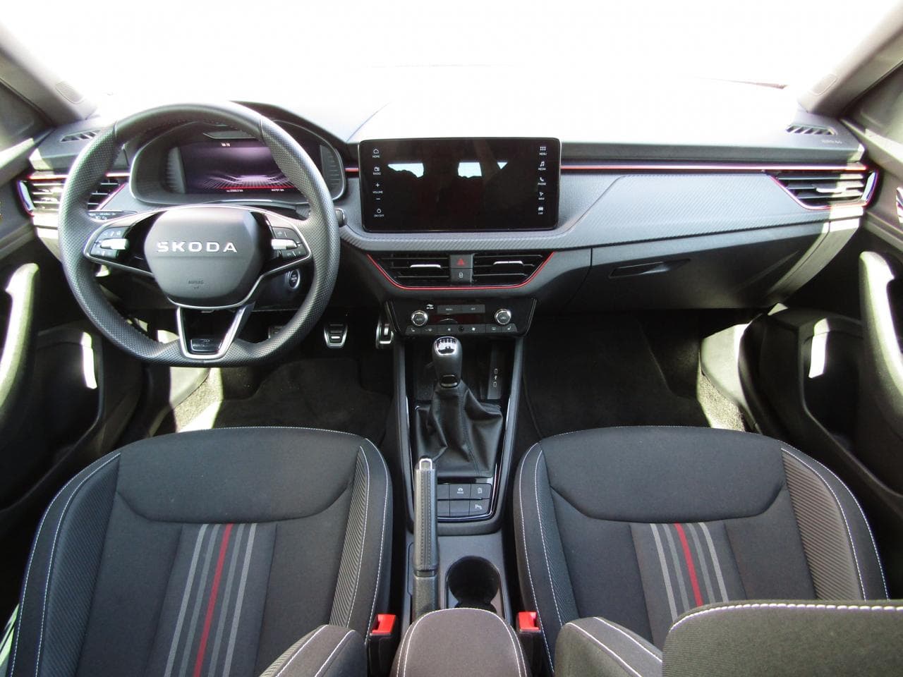 2025 Škoda KAMIQ - 8