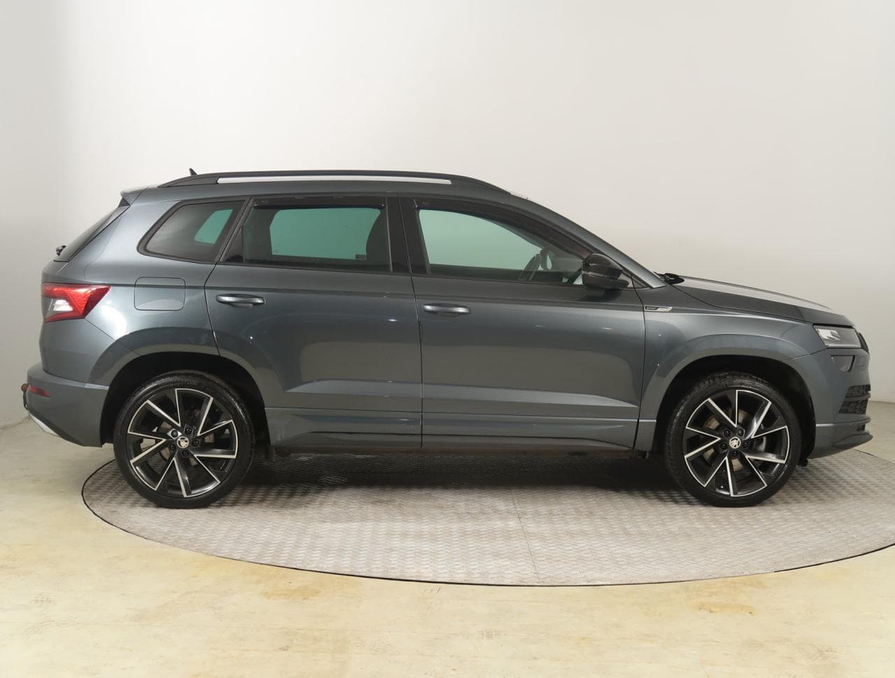 2021 Škoda KAROQ - 8