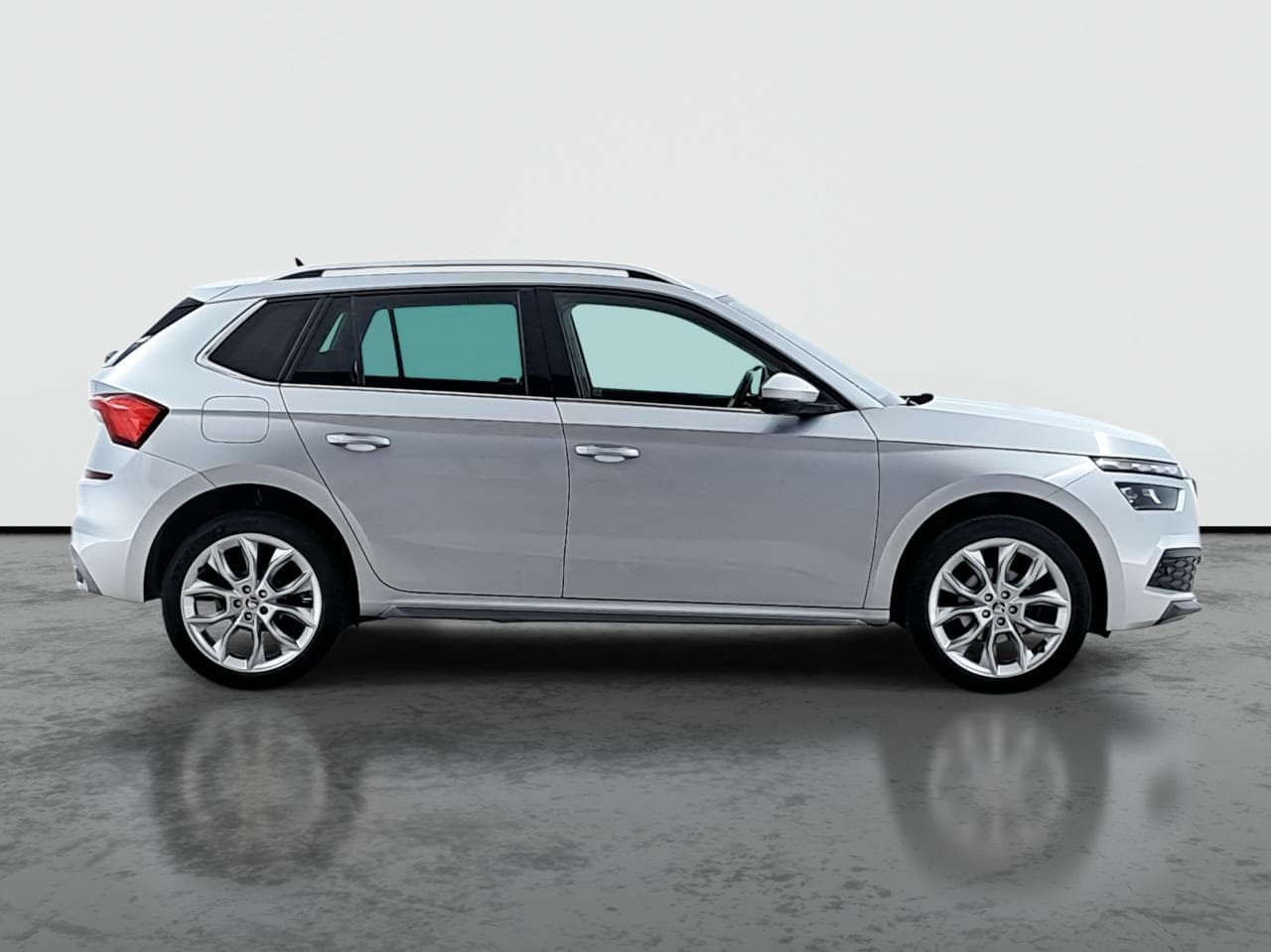 2020 Škoda KAMIQ - 8