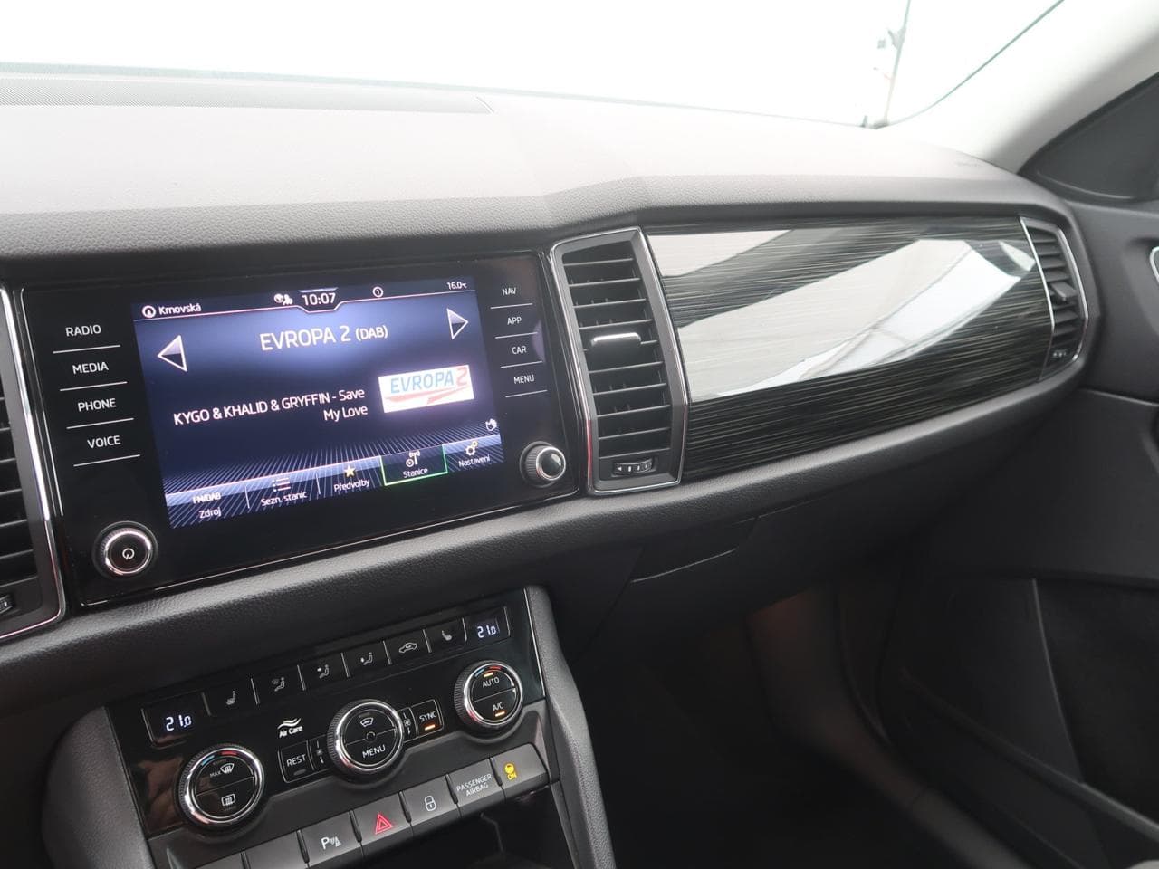 2020 Škoda KODIAQ - 16