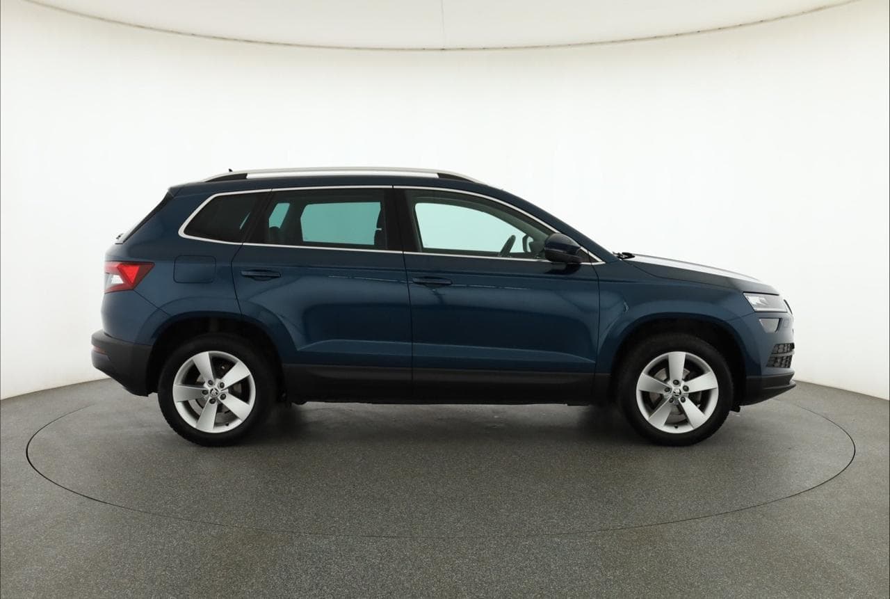 2021 Škoda KAROQ - 8