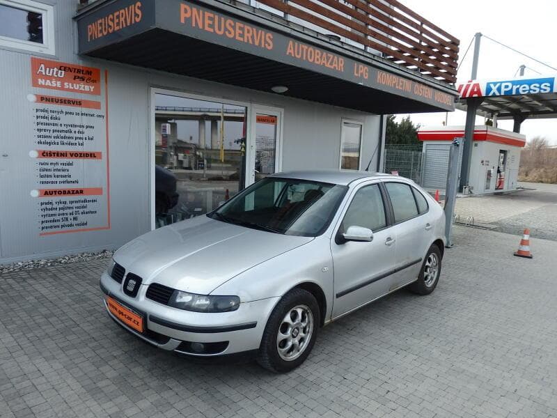 Seat Leon 1.9 TDI 66 kW 4x AIRBAG hatchback