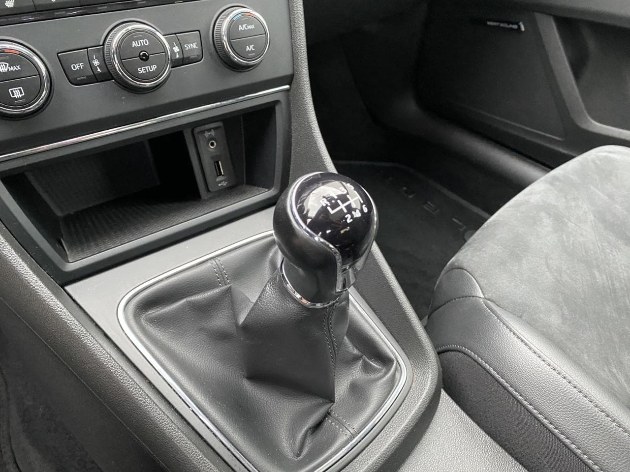 2016 Seat LEON - 16