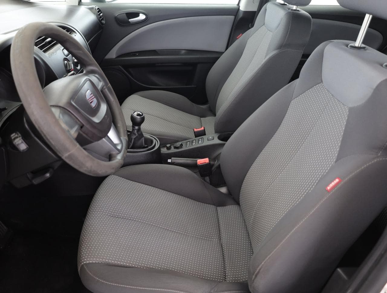 2011 Seat LEON - 13