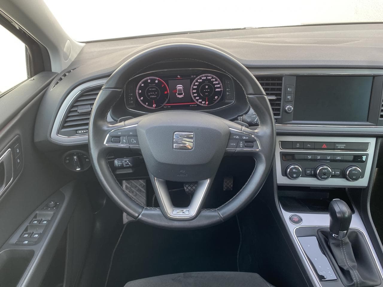 2019 Seat LEON - 11