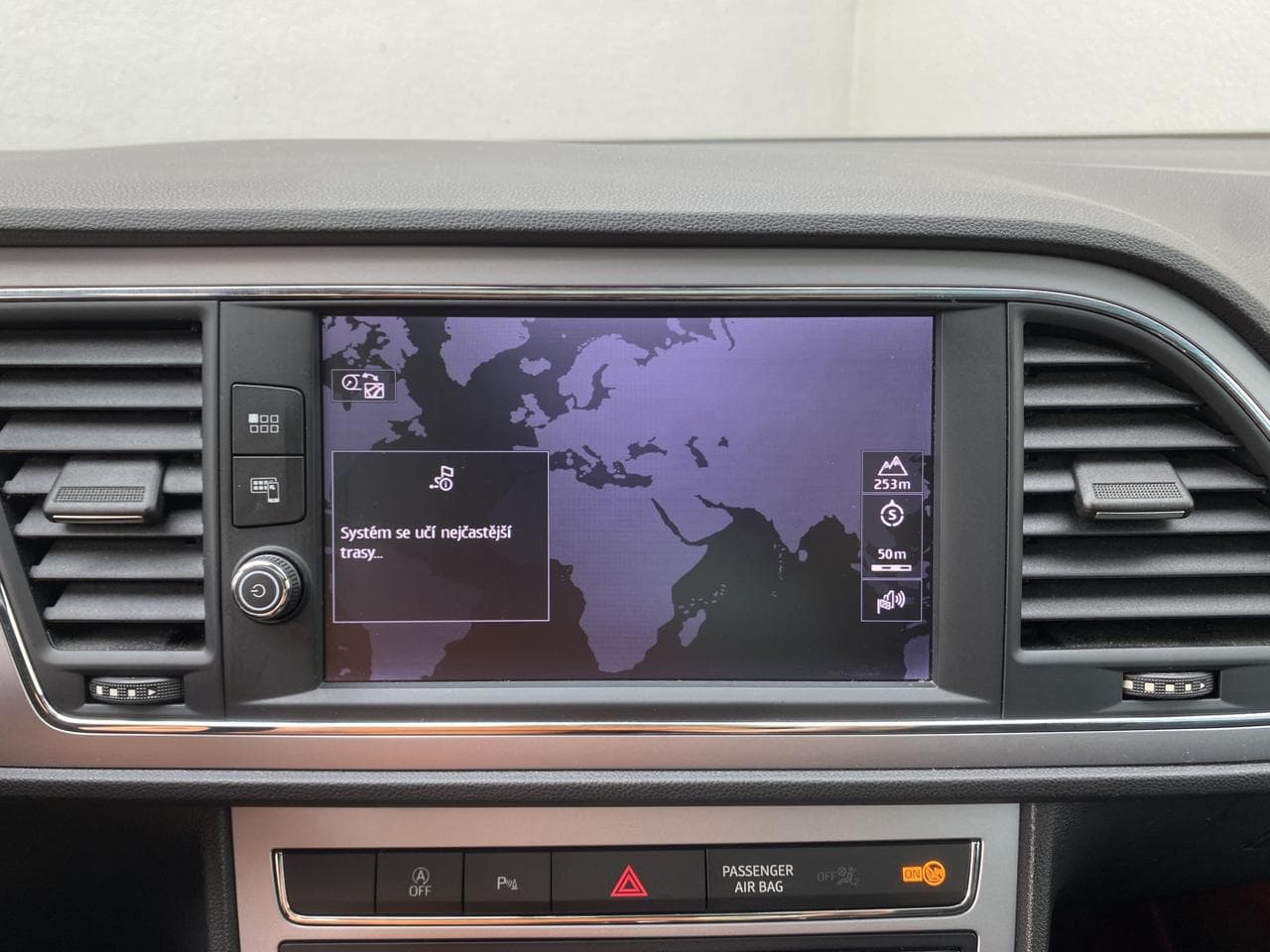 2019 Seat LEON - 17