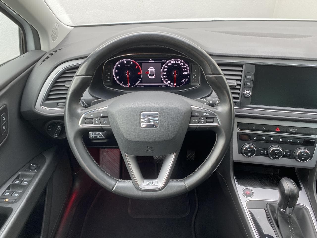 2019 Seat LEON - 11