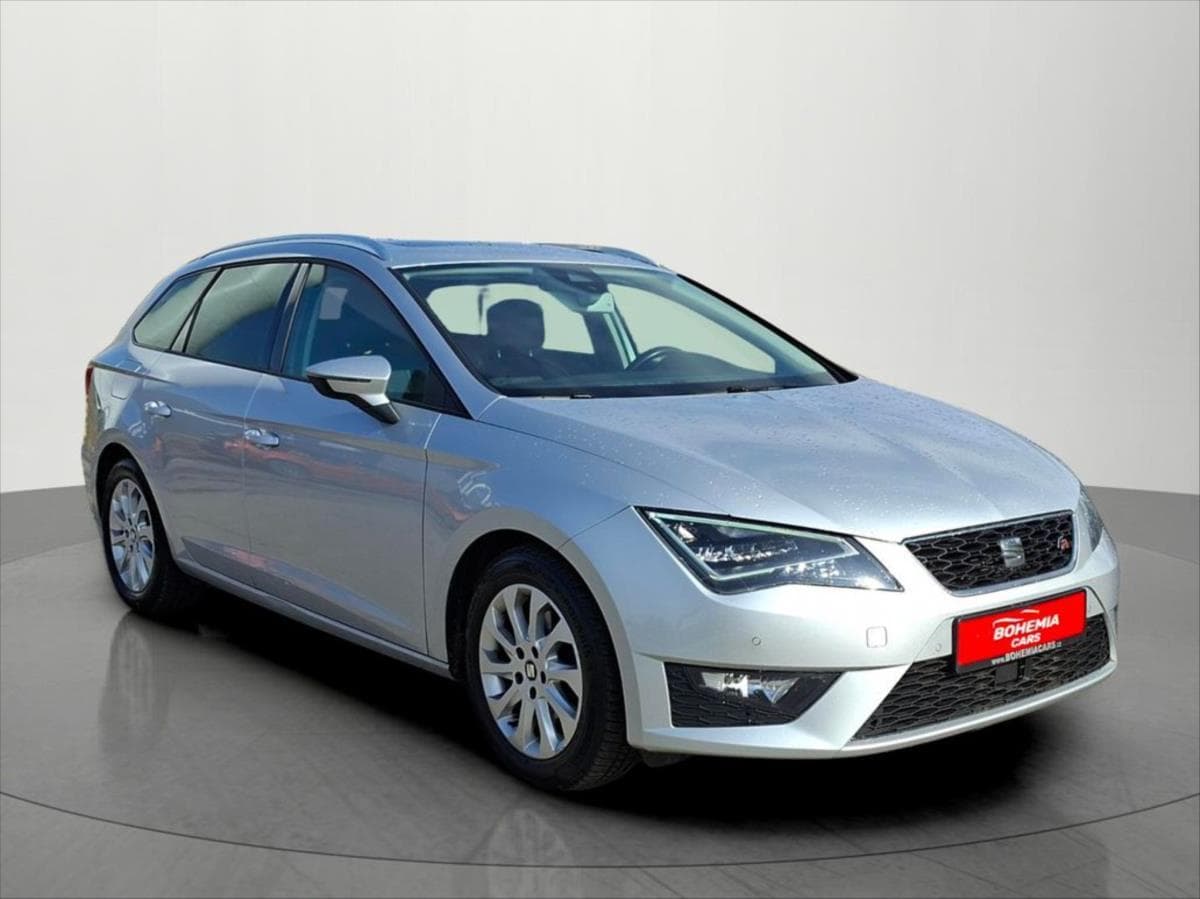 Seat Leon 2,0 110 KW ST FR Panorama kombi