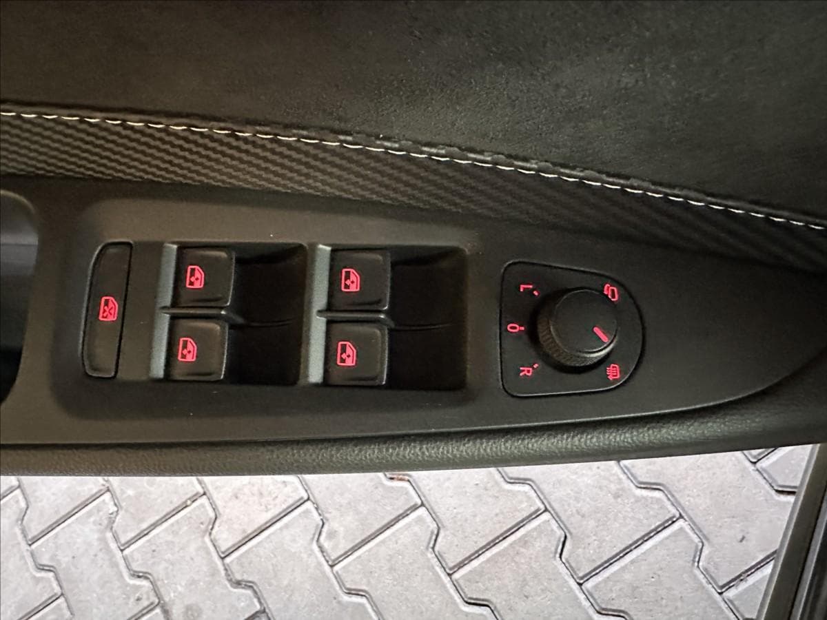 2020 Seat LEON - 18