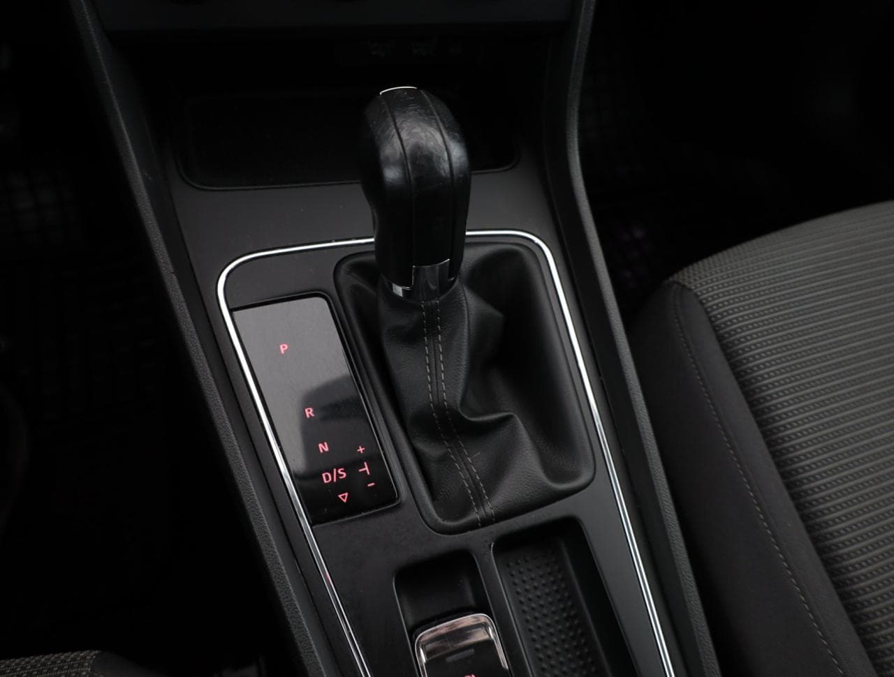 2019 Seat LEON - 17