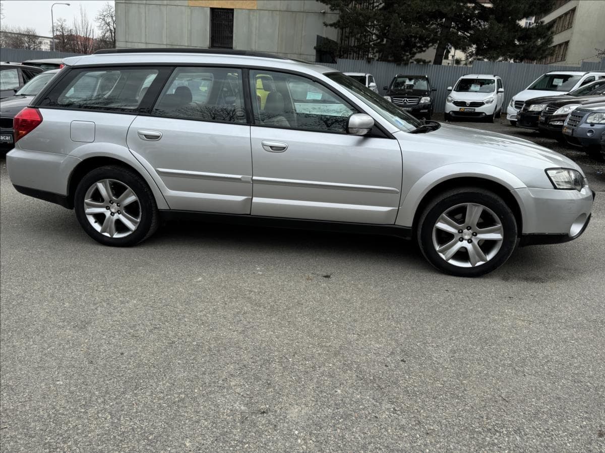 2005 Subaru Legacy - 15