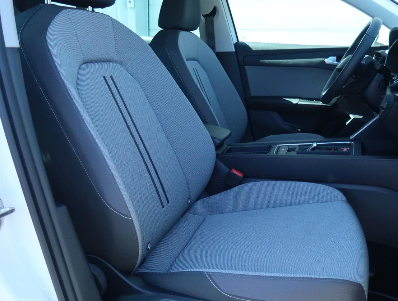 2025 Seat LEON - 12
