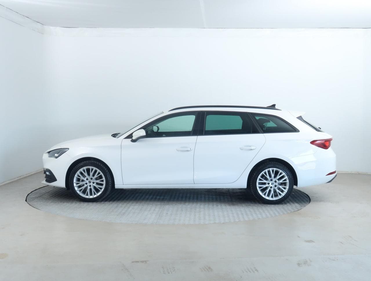 2025 Seat LEON - 4