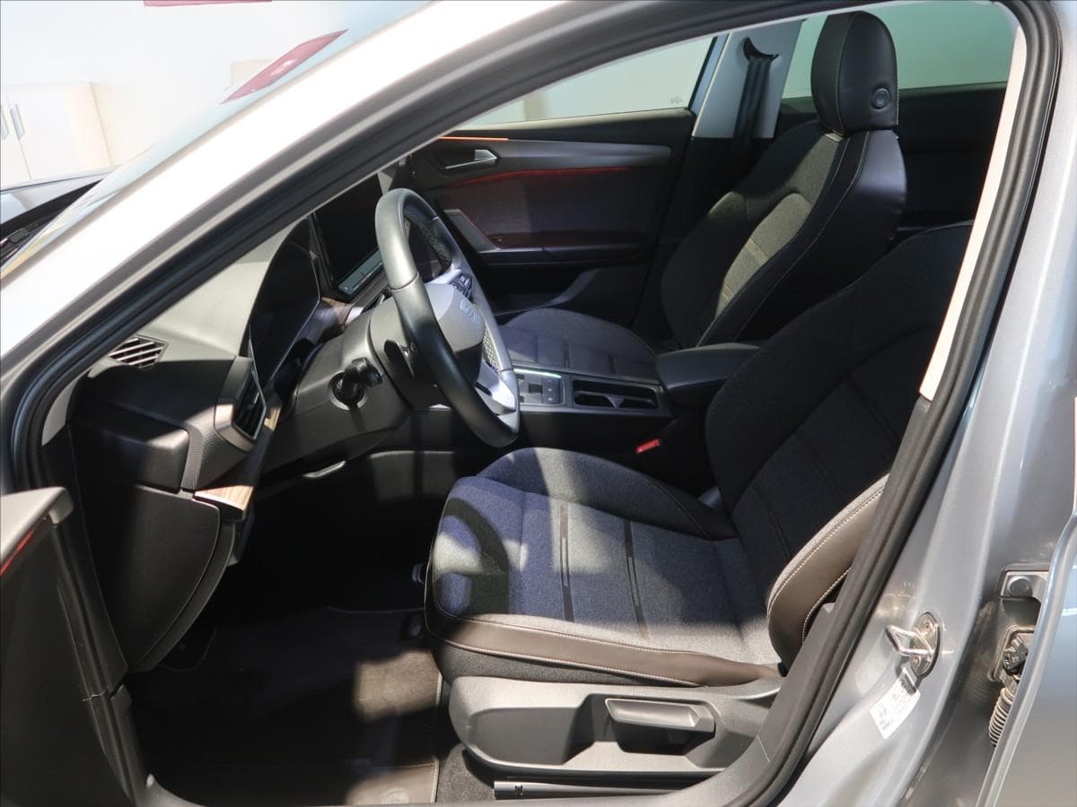 2023 Seat LEON - 11