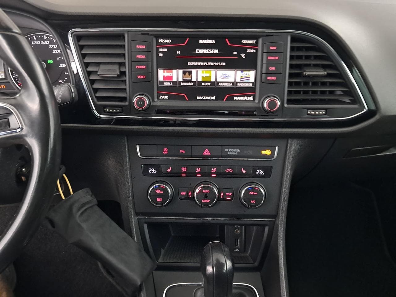 2015 Seat LEON - 18
