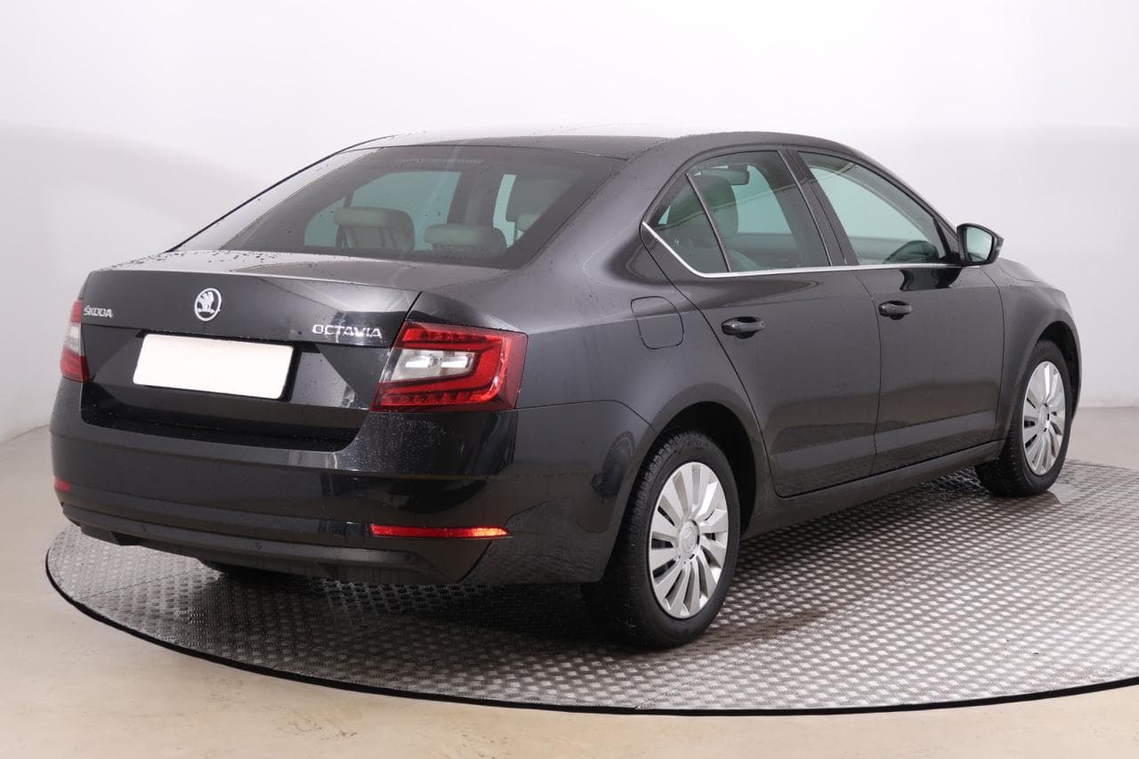 2017 Škoda Octavia - 7
