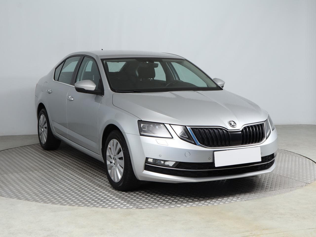 Škoda Octavia 1.6 TDI 85kW hatchback