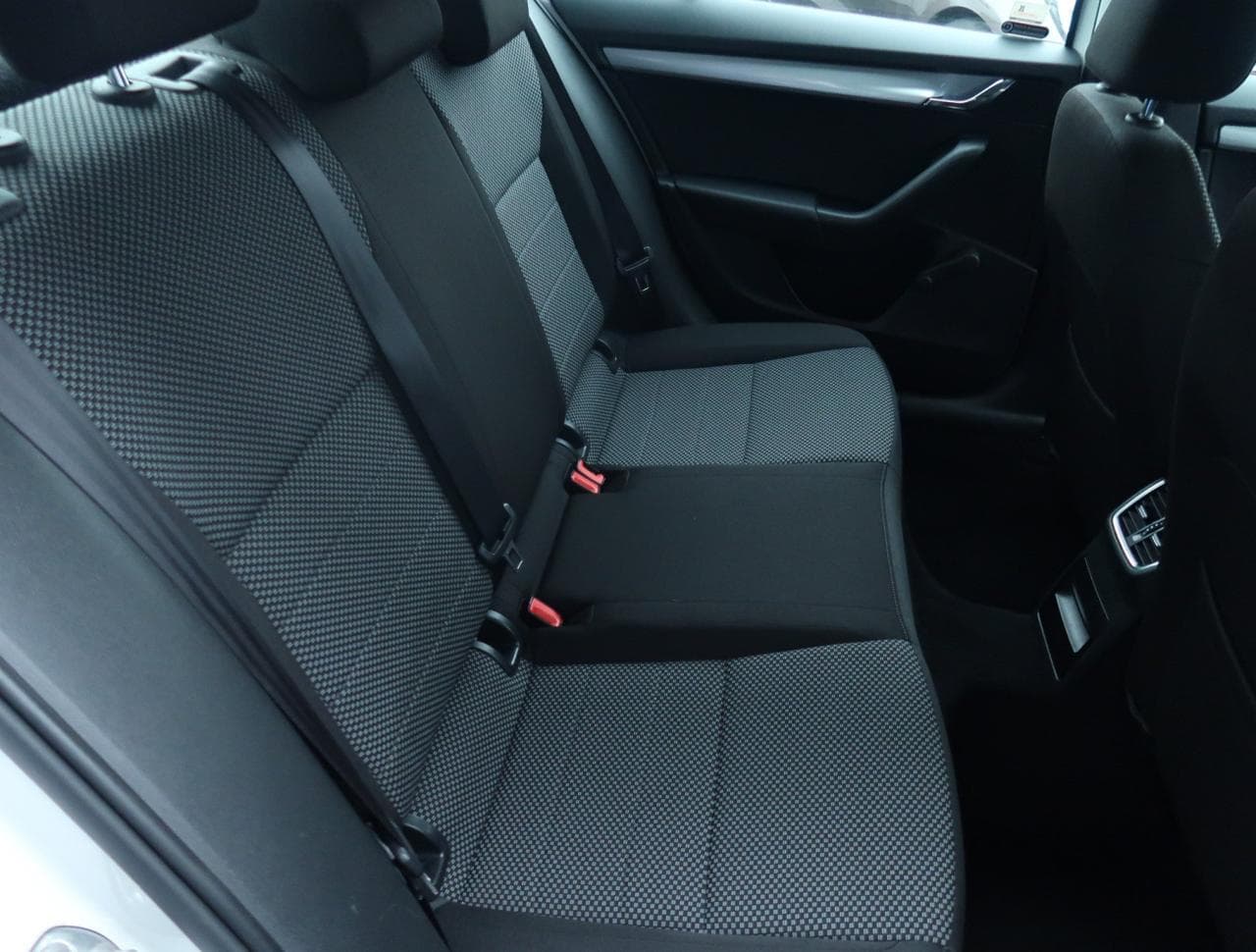 2016 Škoda OCTAVIA - 13