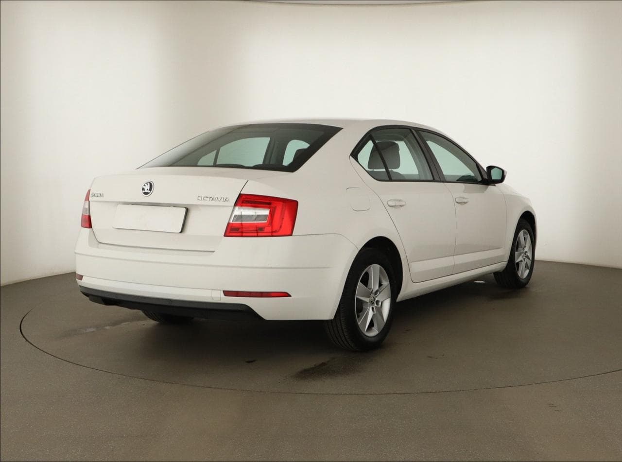 2017 Škoda Octavia - 7