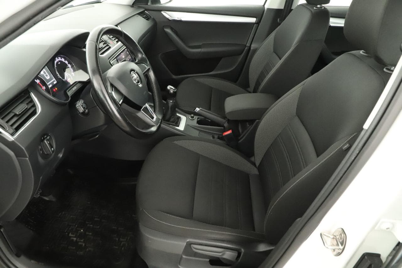 2017 Škoda Octavia - 13
