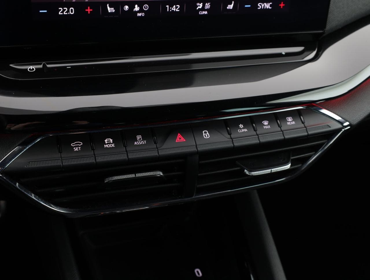 2021 Škoda Octavia - 18