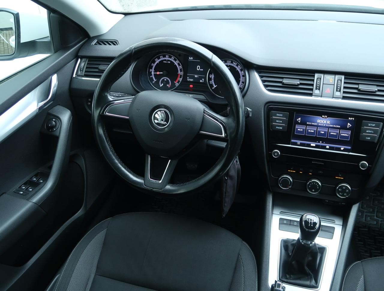 2017 Škoda Octavia - 9