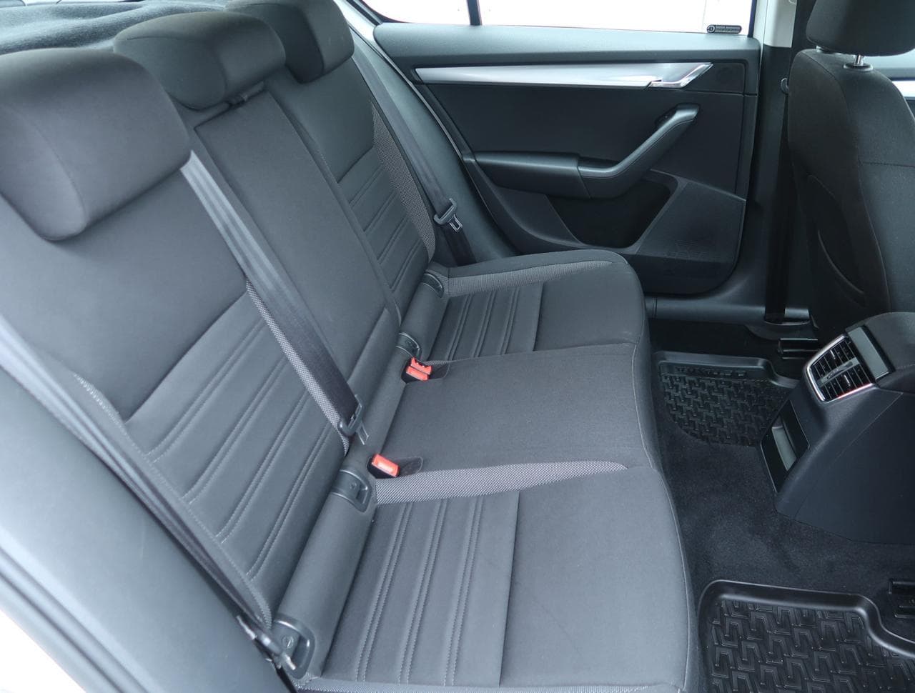 2017 Škoda Octavia - 13