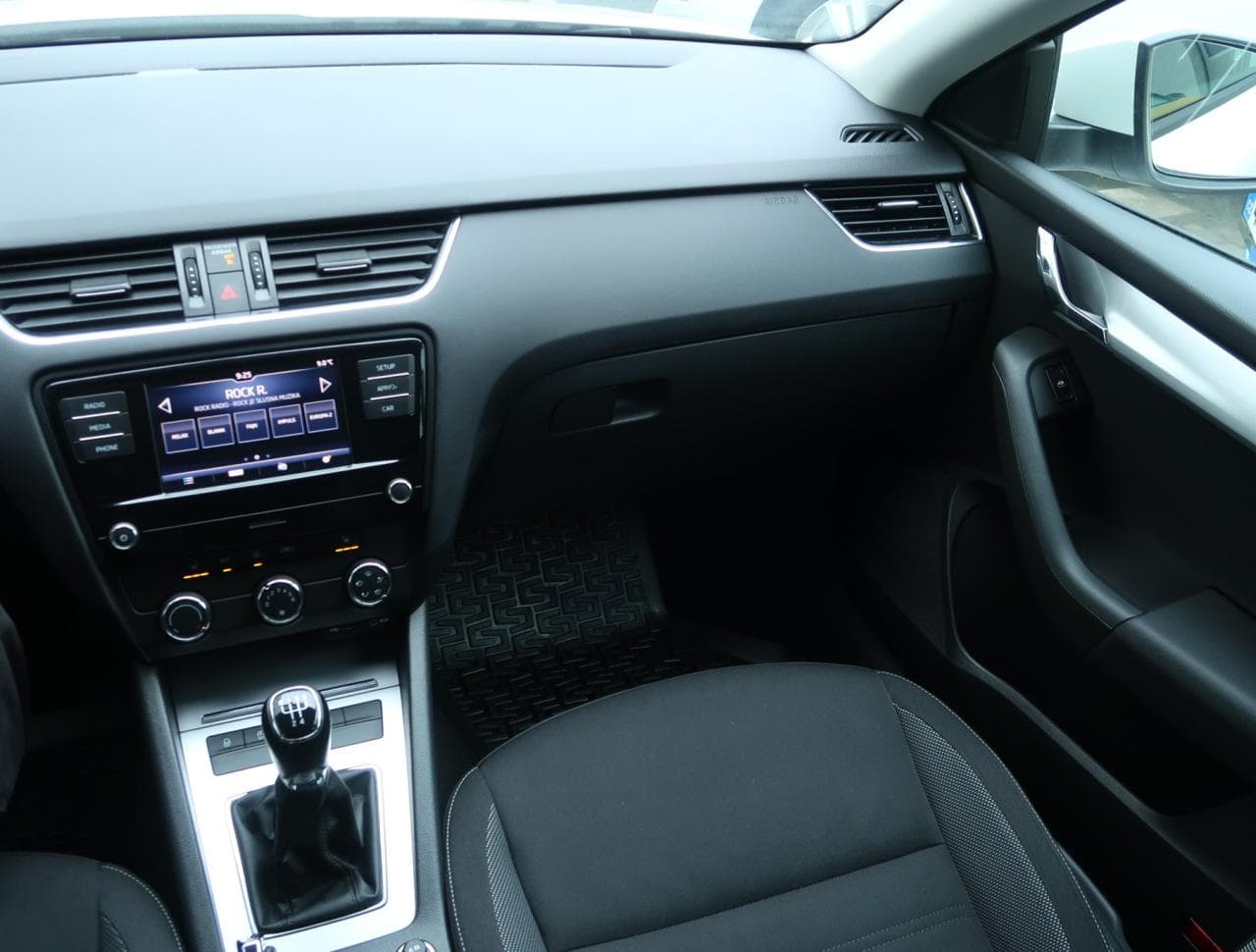 2017 Škoda Octavia - 11