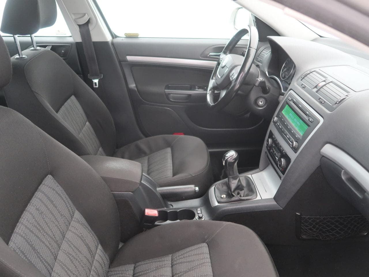 2011 Škoda Octavia - 12