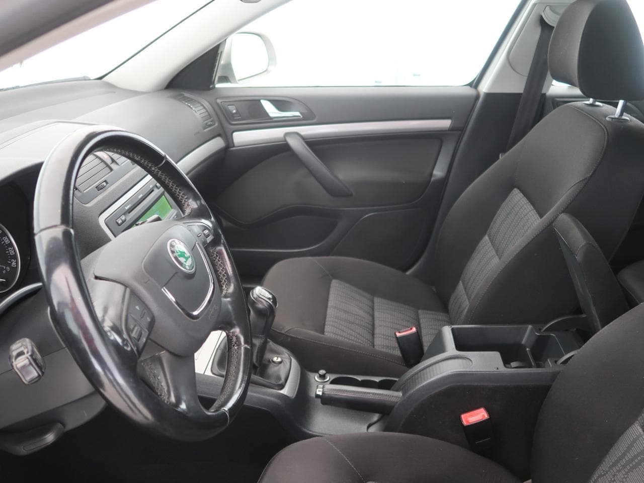 2011 Škoda Octavia - 16