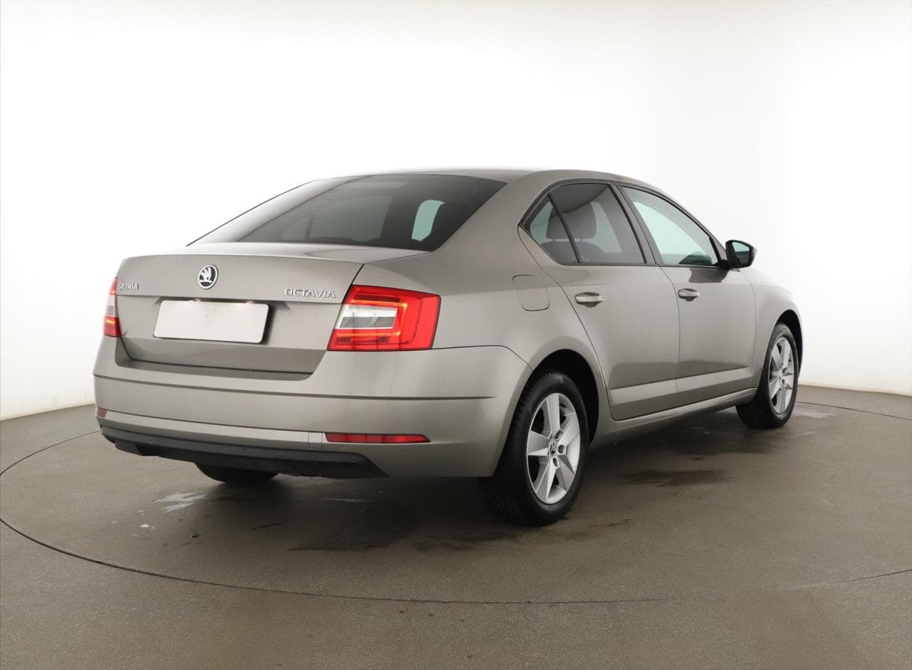 2018 Škoda Octavia - 7