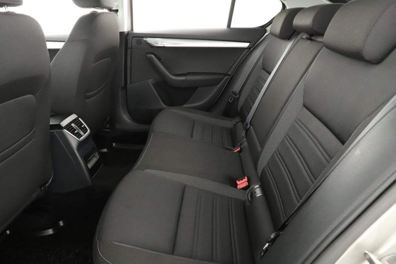 2018 Škoda Octavia - 12