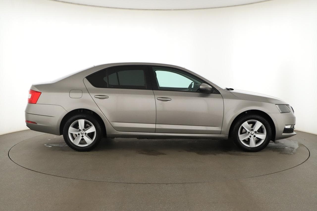 2018 Škoda Octavia - 8