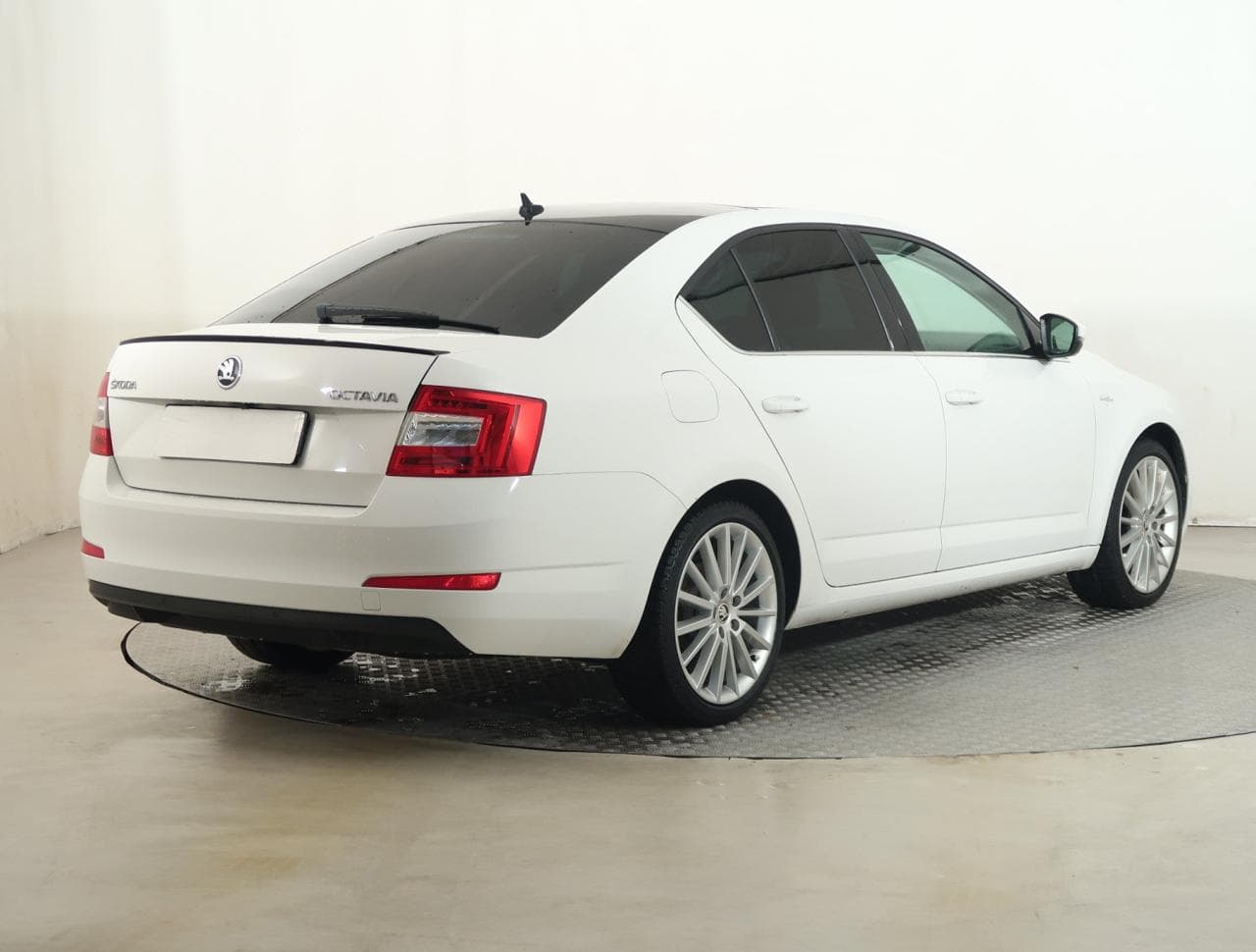 2017 Škoda Octavia - 7