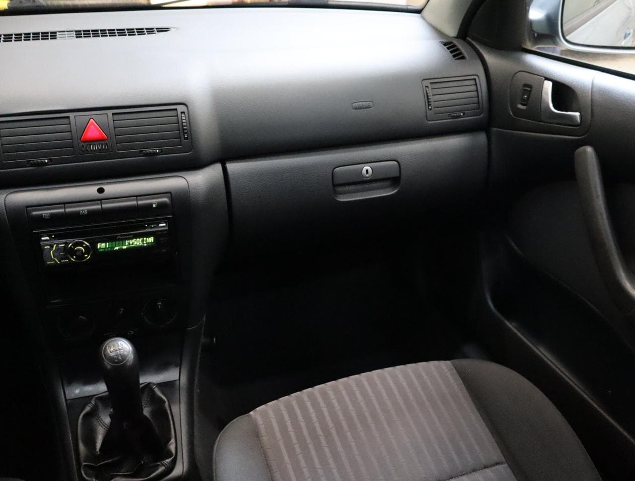 2002 Škoda Octavia - 11