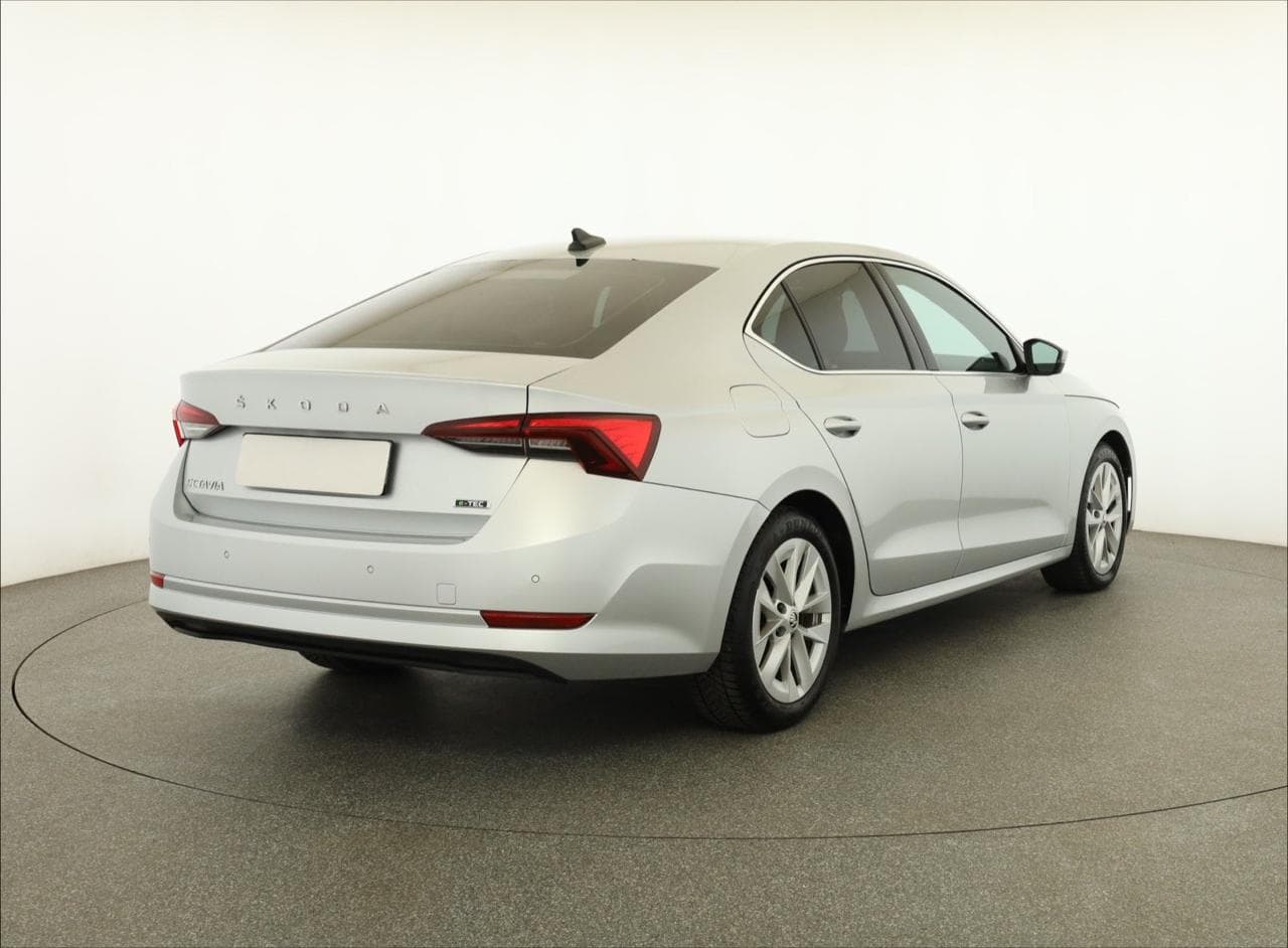 2022 Škoda Octavia - 7