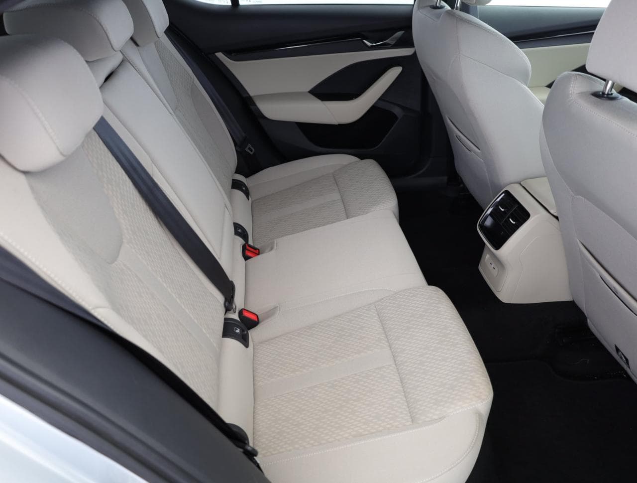 2022 Škoda Octavia - 11