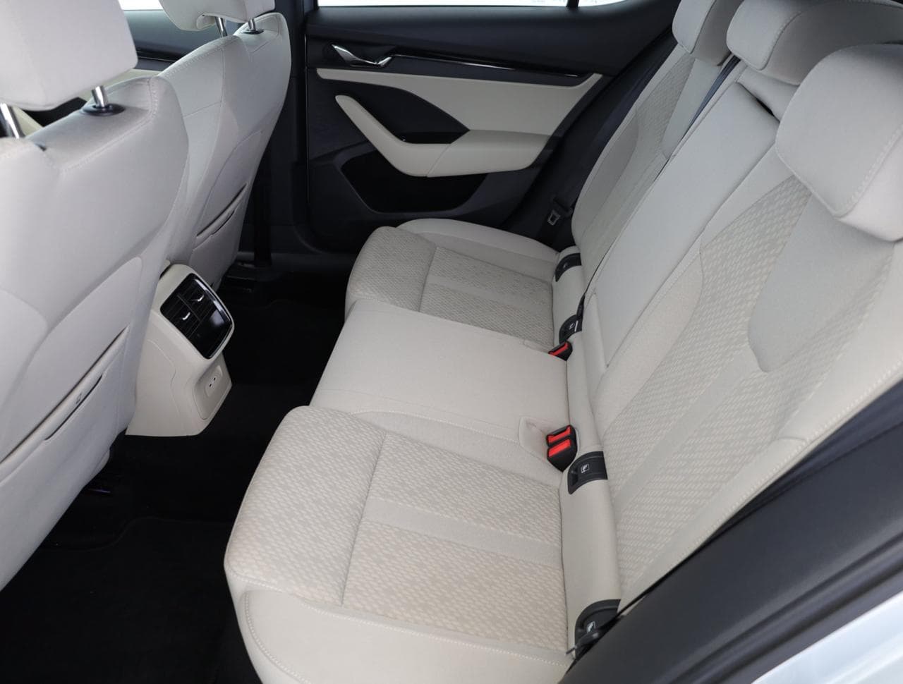 2022 Škoda Octavia - 12