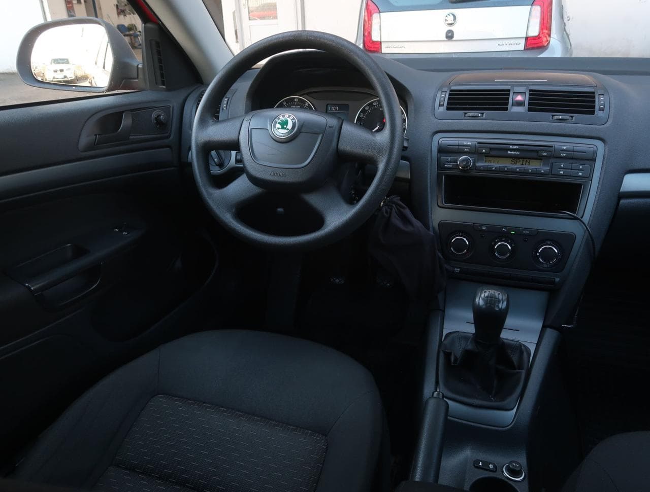 2013 Škoda Octavia - 9