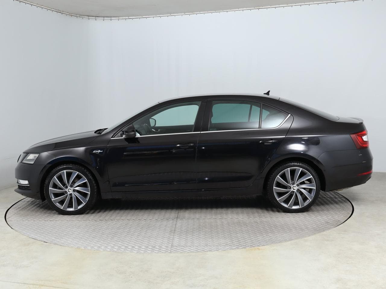 2019 Škoda Octavia - 4