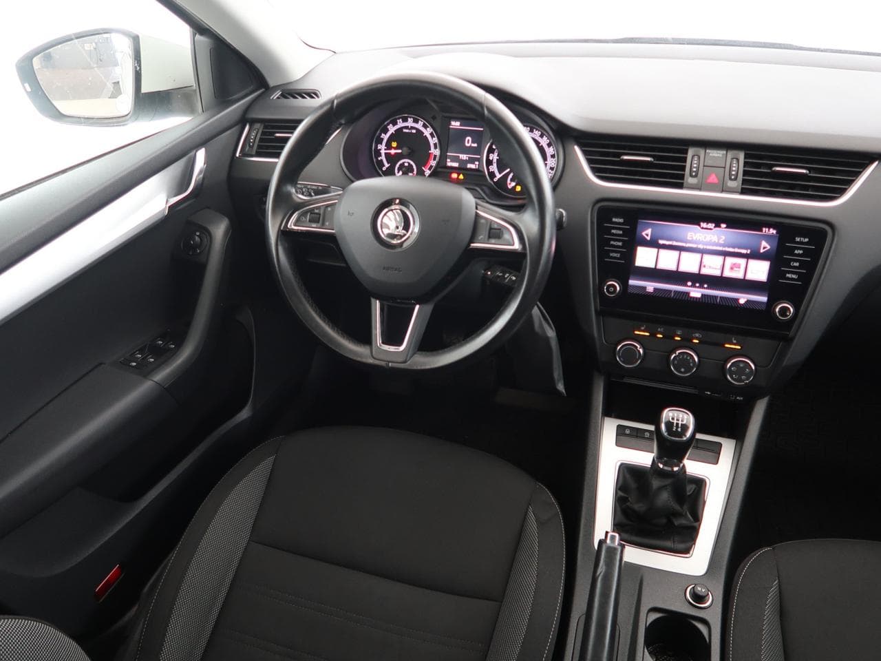 2017 Škoda Octavia - 9