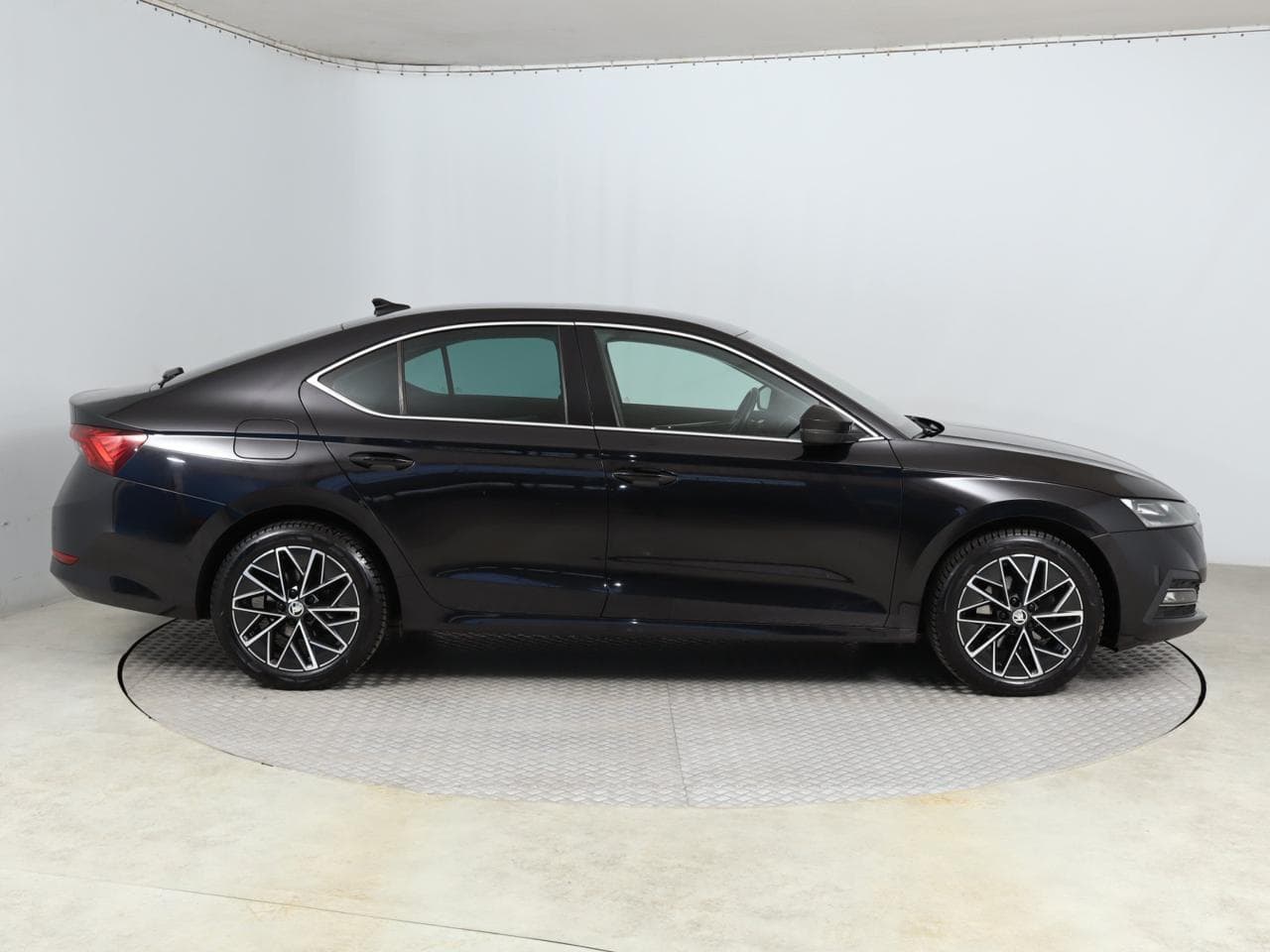 2021 Škoda Octavia - 8