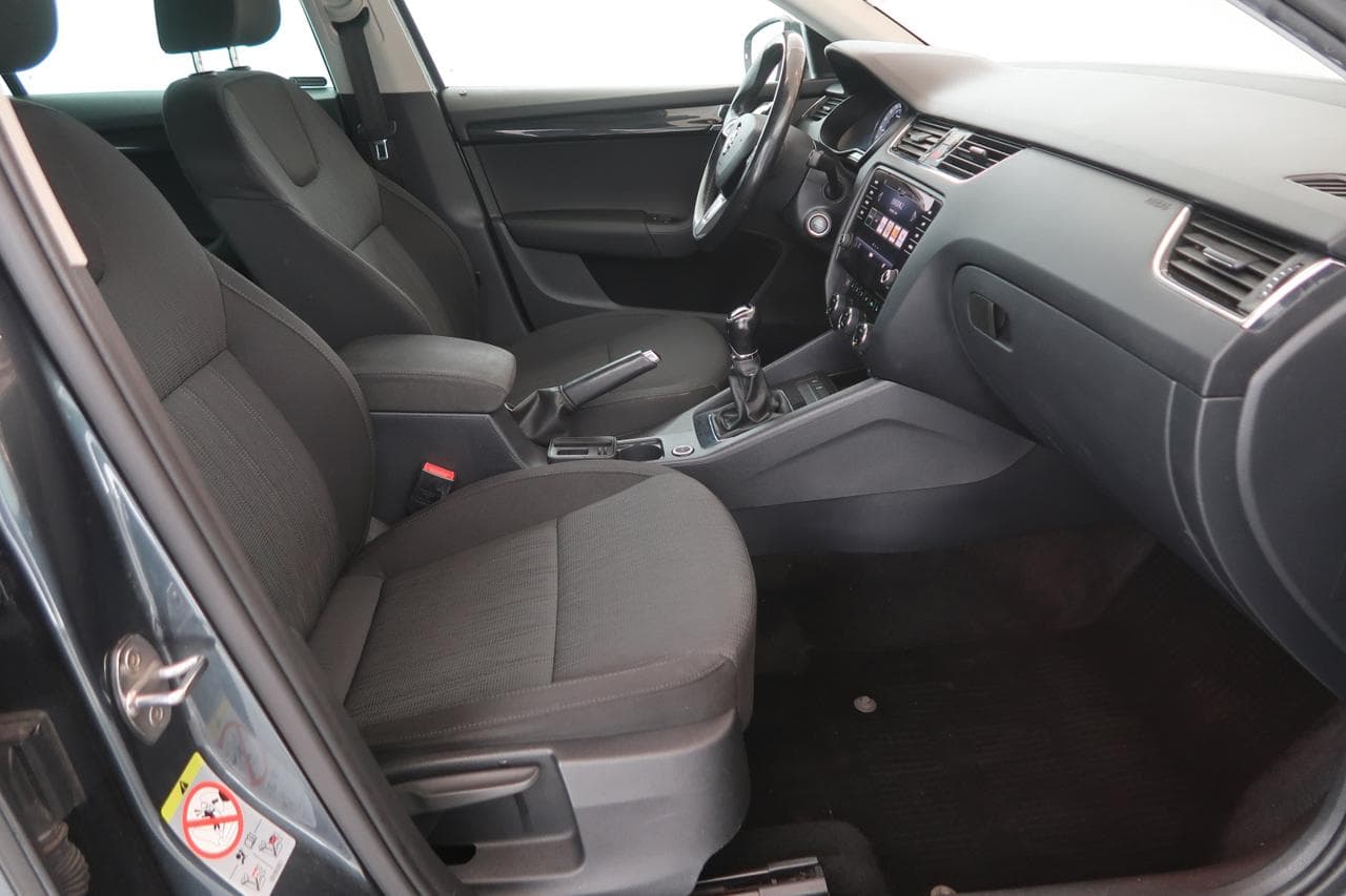 2017 Škoda Octavia - 12