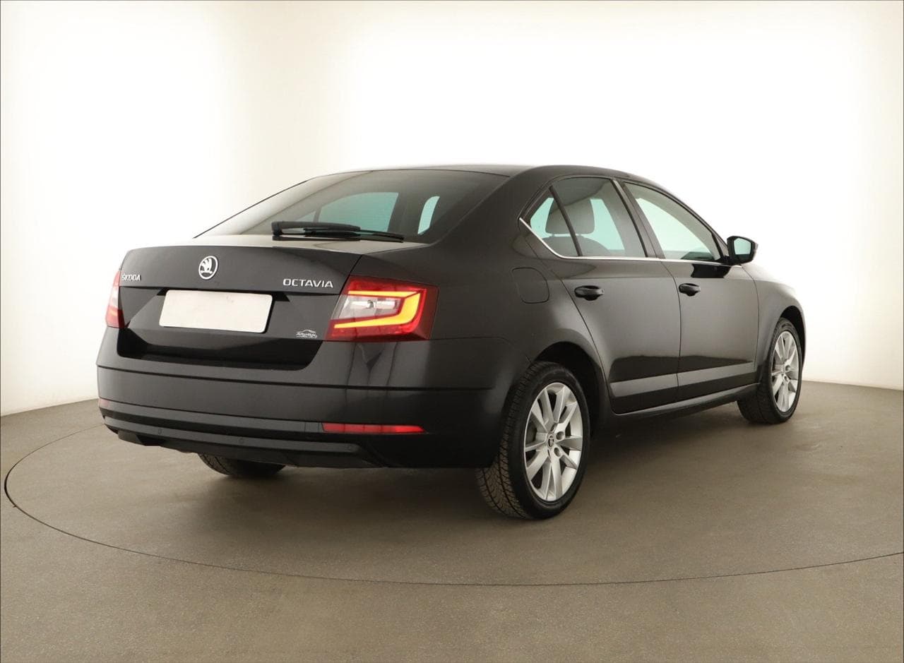 2017 Škoda Octavia - 7