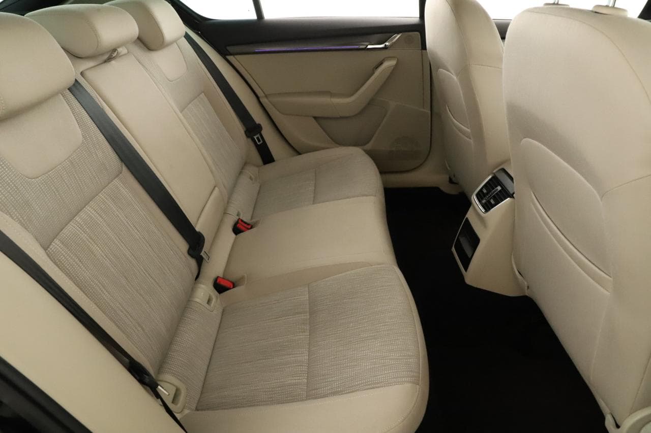 2017 Škoda Octavia - 10